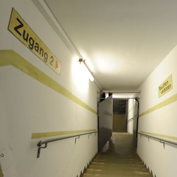 Tickets für Tour 2: Tiefbunker ... 2026-10-25 16:00 am 25.10.2026 - Karten kaufen